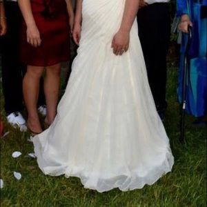 David’s Bridal Wedding Dress size 8/10. Unaltered